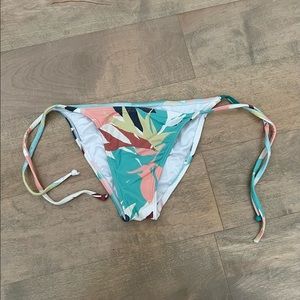 O’Neill Tropical Pattern Bikini Bottom